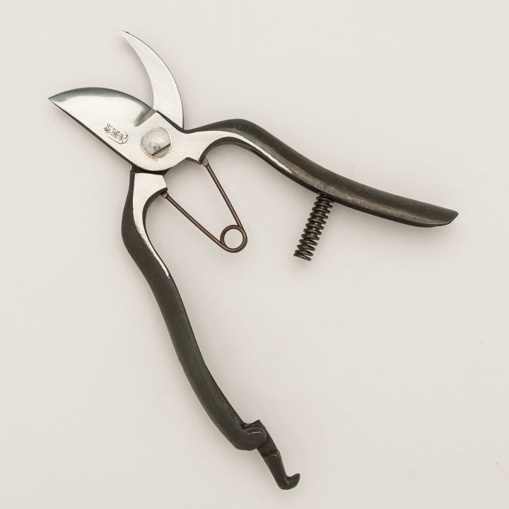 Cекатор кованный Shin Kunimitsu 180 mm, тип F