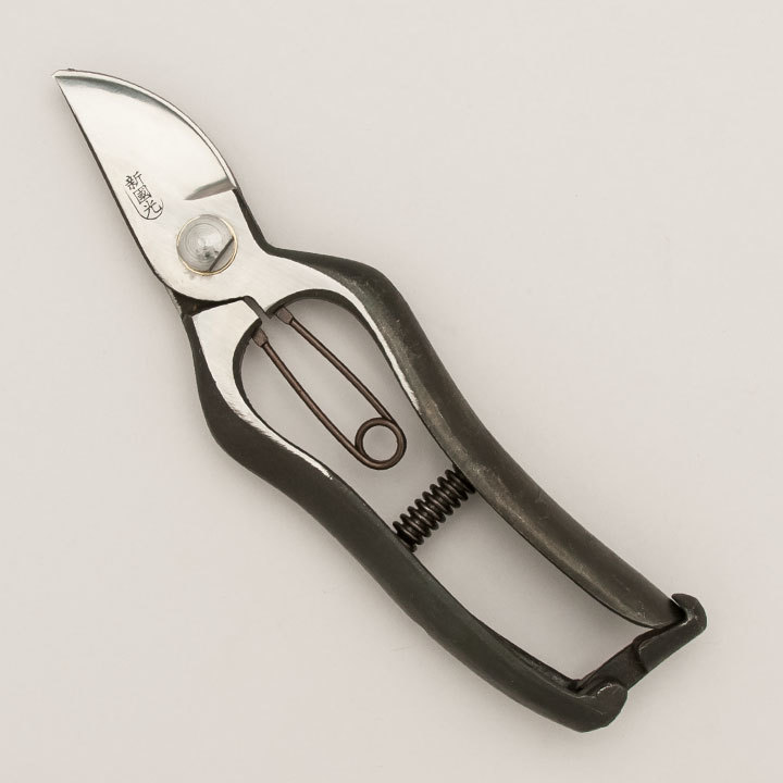 Cекатор кованный Shin Kunimitsu 180 mm, тип F