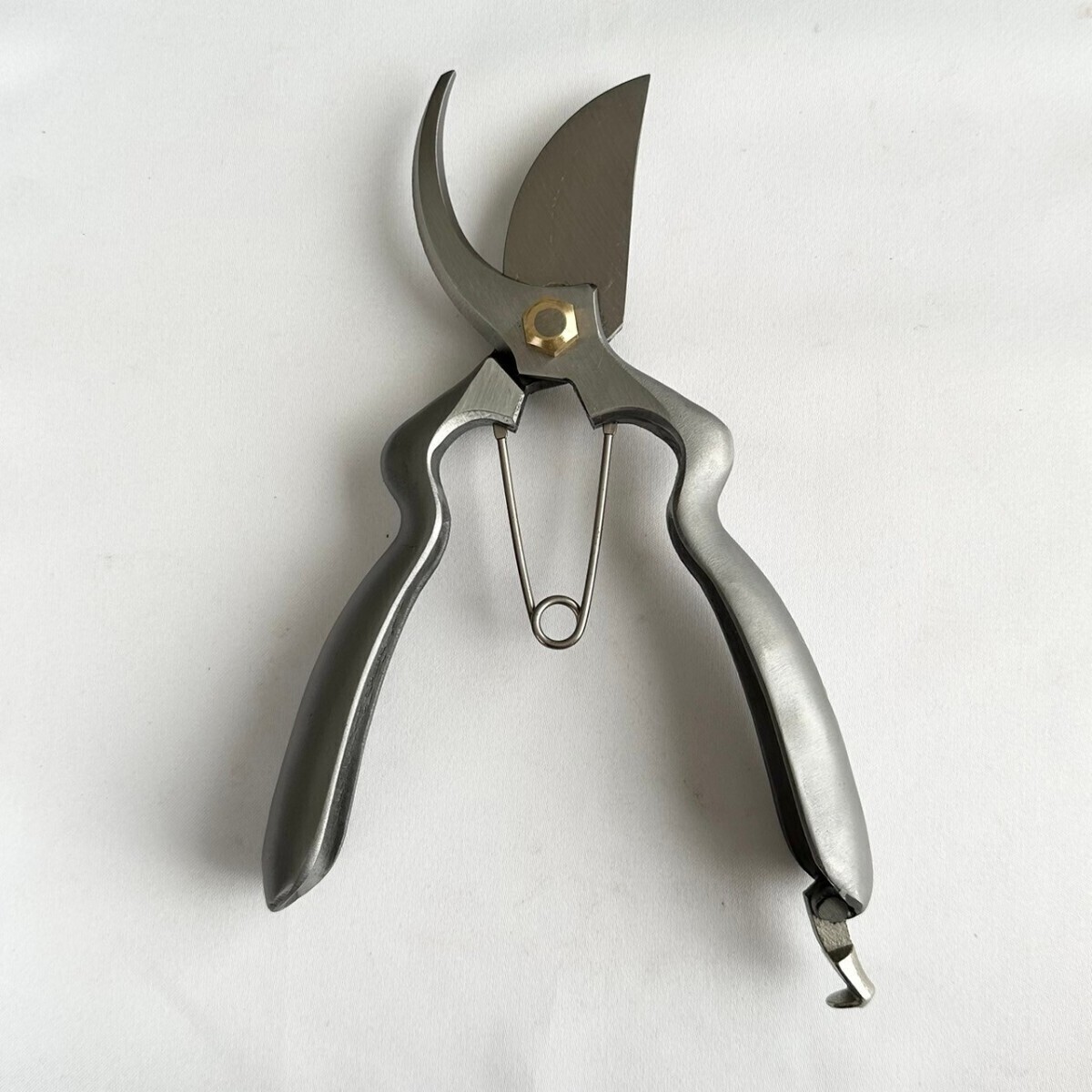 Секатор из нержавеющей стали Hidehisa T-22, 200мм